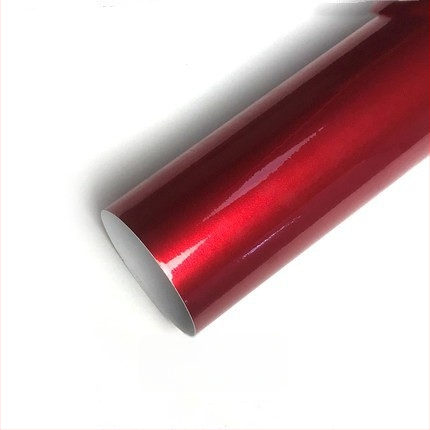 Automašīnas krāsu maiņas plēve – PVC, biezums 0,18 mm; piemērots automobiļiem, mēbelēm un datoriem; krāsu maiņas plēves sērija