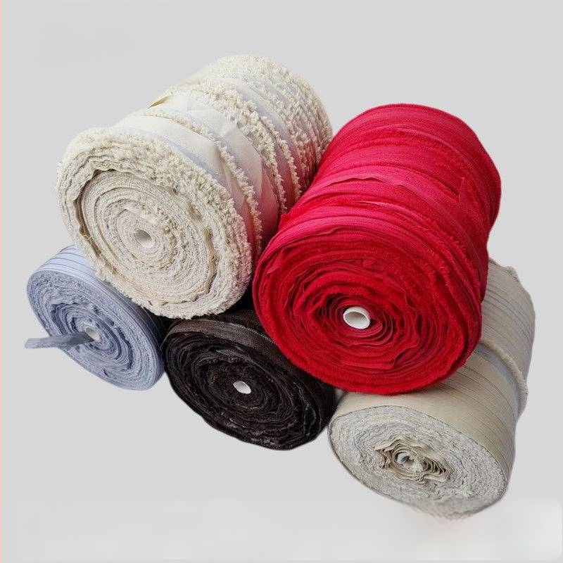 Laika izturīgas auduma lentes saistīšanai, šņorju un plakanās siksnas mājsaimniecībai, augļu koka zariem vilkšanai