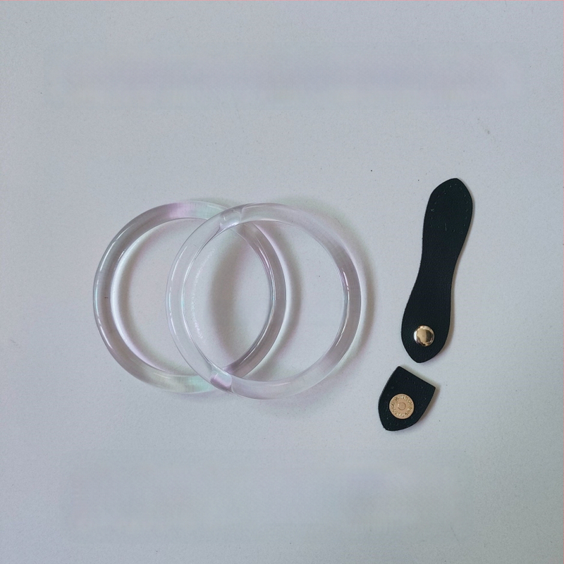 Χειροποίητο αξεσουάρ για τσάντες - μαγνητικό δερμάτινο κούμπωμα, κυκλικό διαφανές στοιχείο, πλεκτό υλικό με κοχύλι