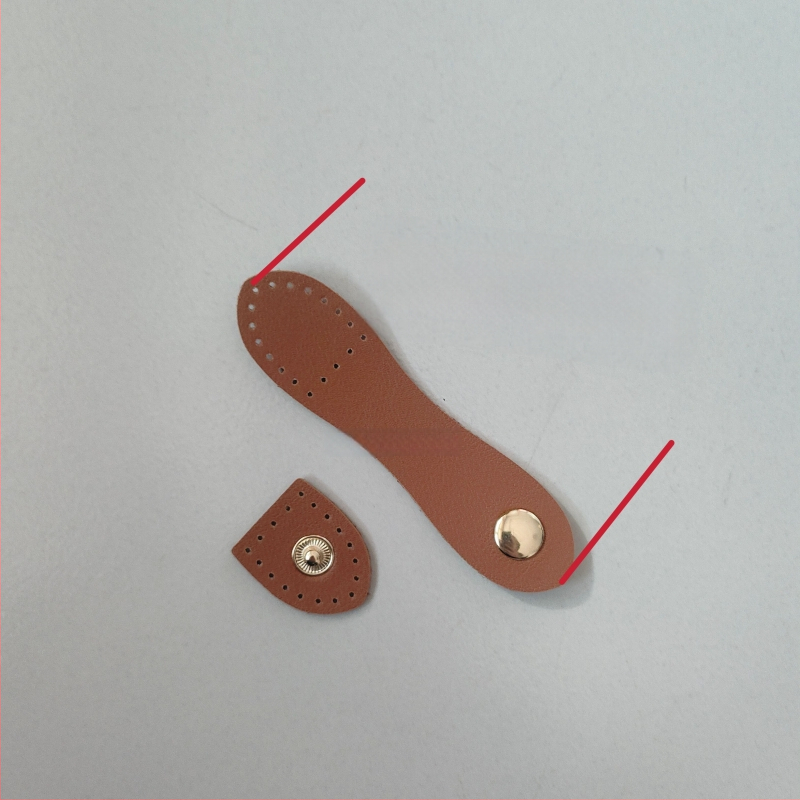 Χειροποίητο αξεσουάρ για τσάντες - μαγνητικό δερμάτινο κούμπωμα, κυκλικό διαφανές στοιχείο, πλεκτό υλικό με κοχύλι