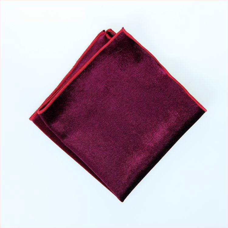 Kabatas lakatiņš jakai — poliestera šķiedra, vakara apģērbam, vienkrāsains raksts, universāls (Kategorija: kabatas lakatiņš; Materiāls: poliestera šķiedra; Stils: vakara apģērbs; Raksts: vienkrāsains)