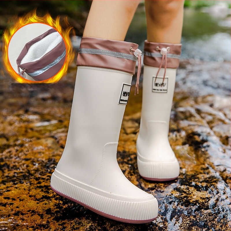 Női esőcsizmák, magas szárú, PVC felső rész, lapos talp, négy évszakos