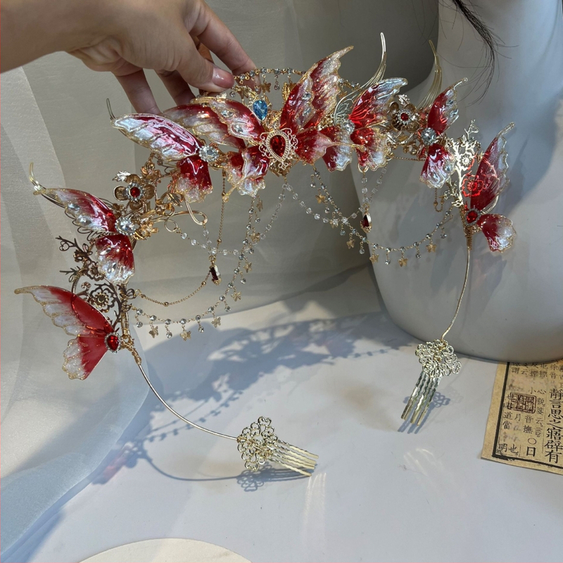 Segustatud metallist peakomplekt koos tupsudega, naiste vintage stiil, käsitöö, eraldi pakendatud (Materjal: metall; Stiil: vintage; Töötlemine: käsitöö; Pakkimine: eraldi pakendatud)