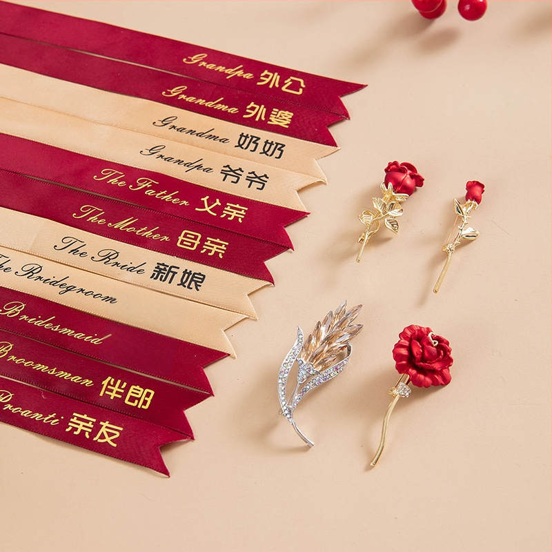 Chammit vestuvinis corsage rinkinys nuotai ir jaunikliui; medžiaga: kita; specifikacijos: 4213123; pamergoms, jaunikio palydovams, tėvams