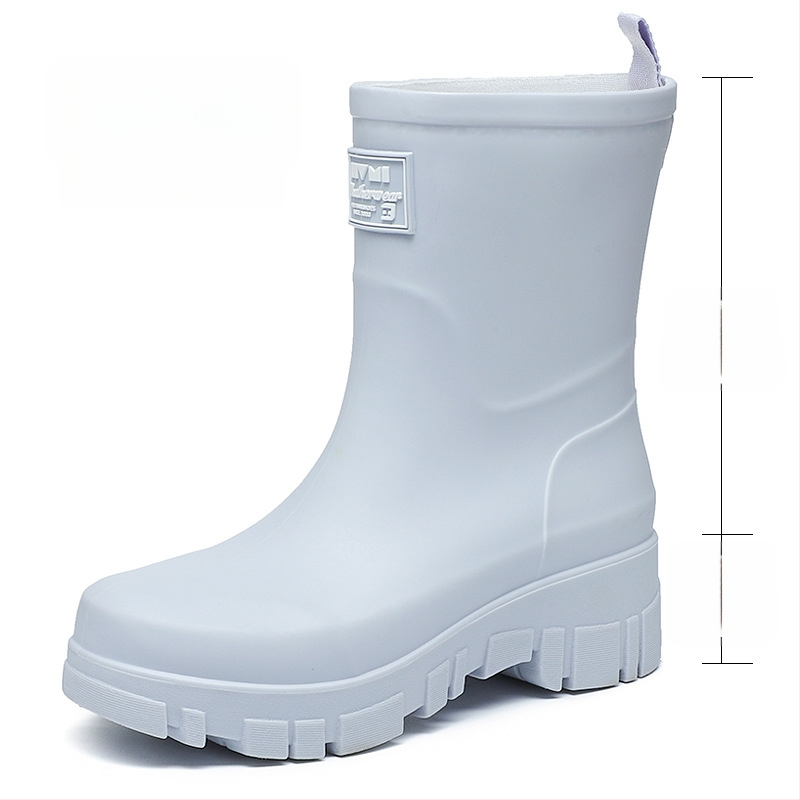 Moterų PVC lietaus batai, vidutinio aukščio, žemas kulnas 1-3 cm, slip-on uždarymas