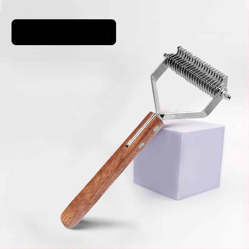 Pieptene dublu față, curbat pentru descurcarea nodurilor și îndepărtarea părului la câinii cu blană lungă – multifuncțional