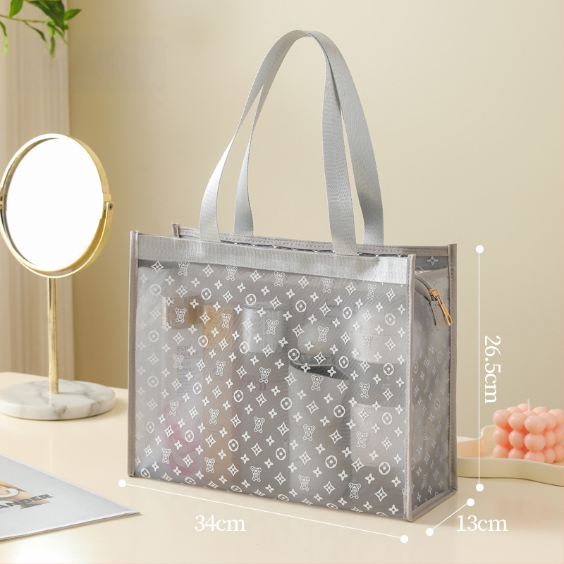 Козметична чанта - найлон, животински принт, закопчаване с цип, дишаща и антибактериална