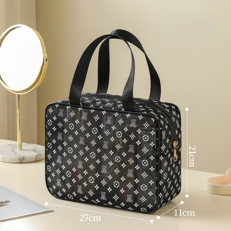 Козметична чанта - найлон, животински принт, закопчаване с цип, дишаща и антибактериална