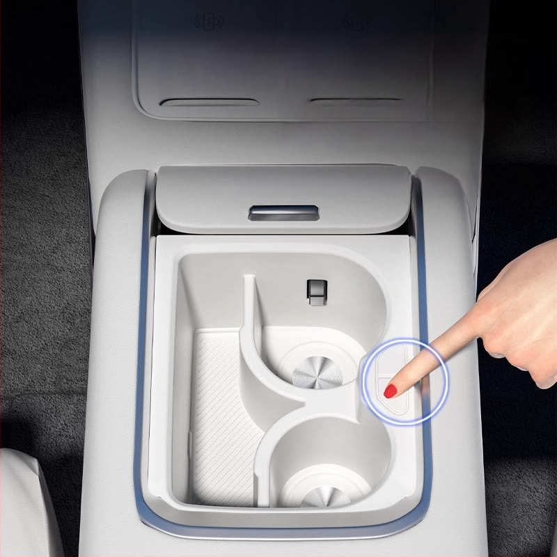 Silīkona glāžu turētājs centrālajā konsolē ar bezvadu uzlādi – Modelis Accumulate 7x – Zīmols Easy to be beautiful