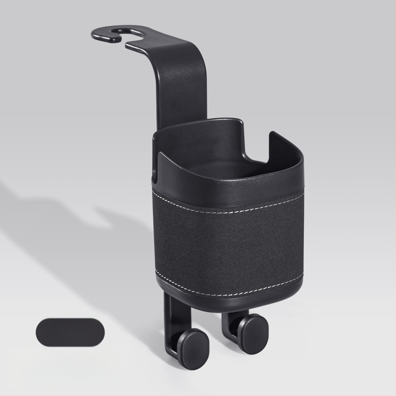 Organizētājs aizmugurējā sēdekļa ar pudeles turētāju, tālruņa turētāju un uzkaramo uzglabāšanas somu — Materiāls: ABS+Āda; Lietošana: aizmugure sēdekļa; Funkcija: daudzfunkcionālais uzglabāšana; Uzglabāšanas tips: pakarināma soma; Logo apdruka: iespējama