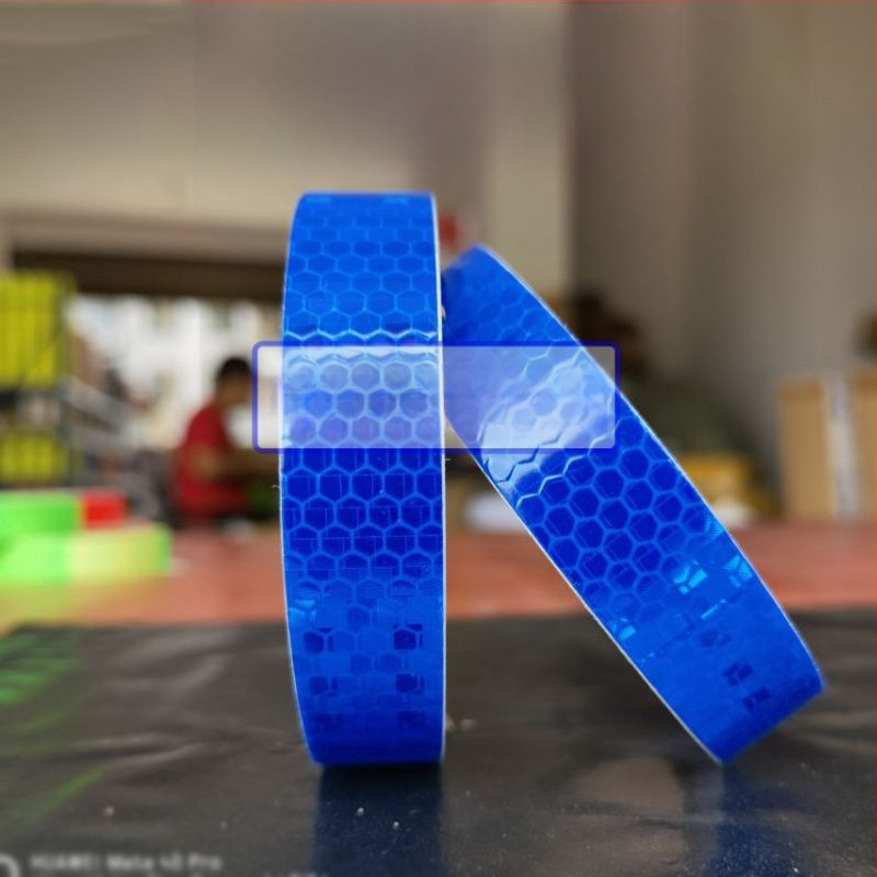 Elektriskā motocikla korpusa dekoratīvās uzlīmes ar krāsainām atstarotām lentēm — Zīmols: Unique, Materiāls: Other