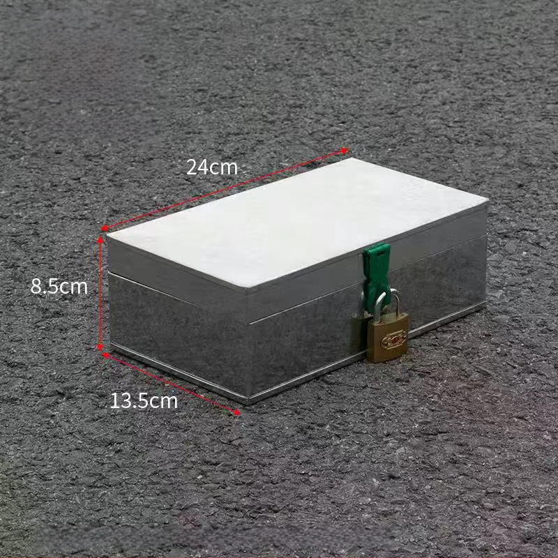 Fém szerszámtartó és tárolódoboz