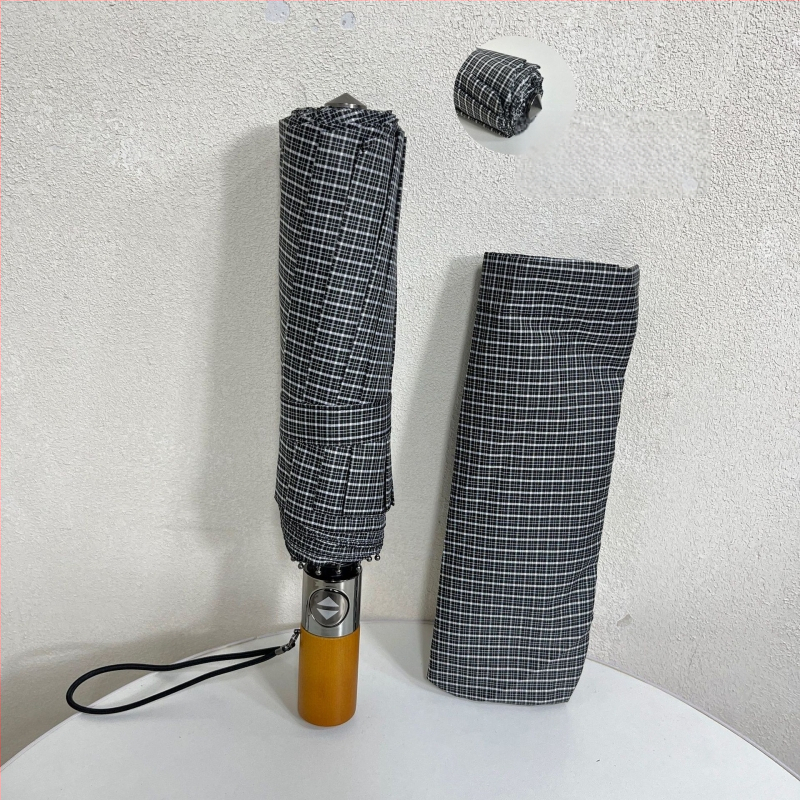 Umbrelă auto cu 10 nervuri, deschidere automată, mâner din lemn, țesătură 210T, tijă din aliaj