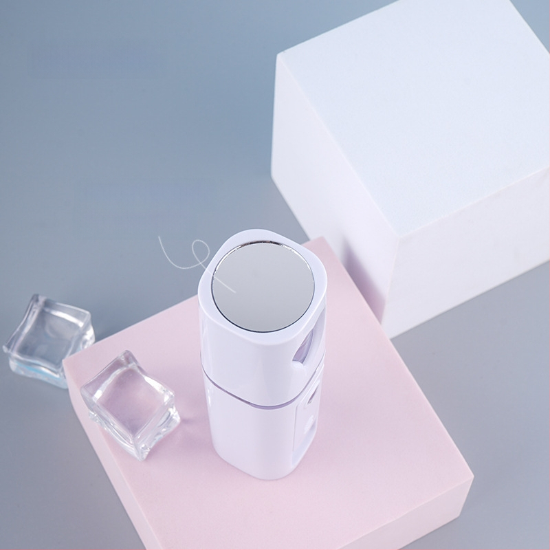 Käsitsi niisutuspritsik: külm pihustus, nano udu, sisseehitatud aku 300–500 mAh, pihustamise aeg kuni 10 s, 1. režiim