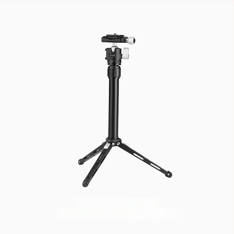 Aliuminio lydinio stalinis stovas su rutinine galvute ir greitu išleidimo plokšte; talpa iki 3 kg; svoris 243 g; 1 dalies kompakti dizainas