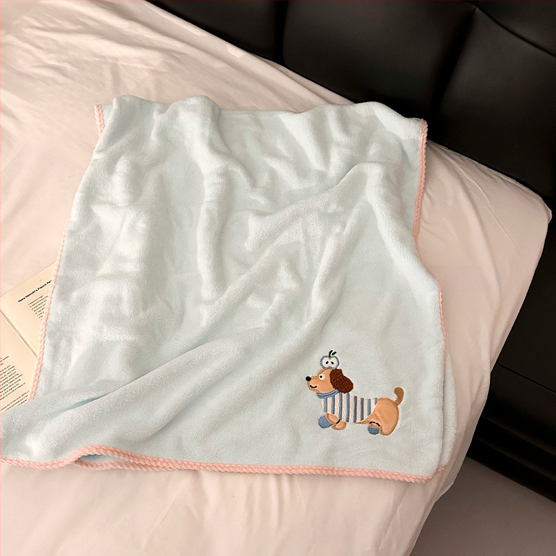 Trys mikropluošto vonios rankšluosčiai su plaukų džiovinimo kepure, lengvi, mažiau nei 100 g kiekvienam, 150D Jacquard audinys