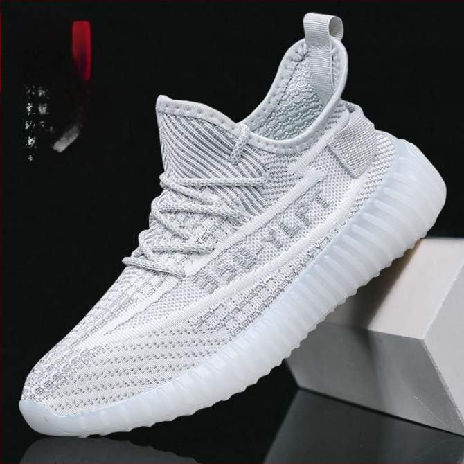 Vīriešu kokosā kurpes – Elpojošas Fly-Knit tīkla sporta kurpes, Vieglas, Ar šņorēm, Apaļš purns, Zole ar injekcijas veidojumu