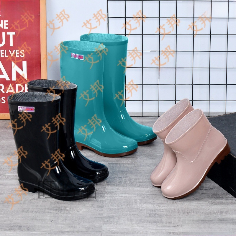 Moterų lietaus batai, viršus iš PVC, aukštas vamzdelis, įprastas storis, slip-on užsegimas