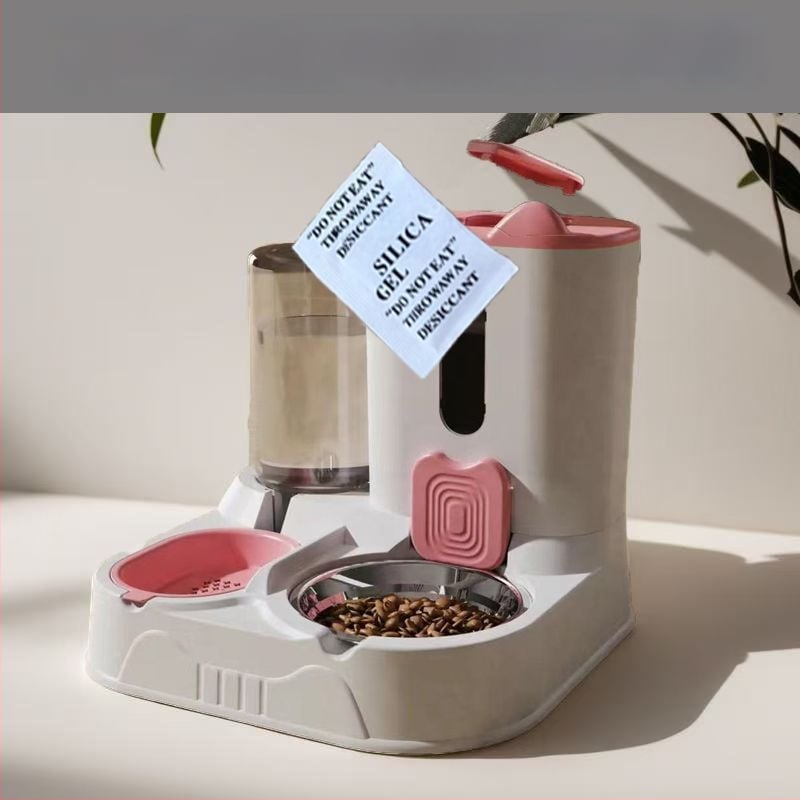 Автоматична хранилка за котки и кучета с интегриран керамичен съд за храна и дозатор за вода