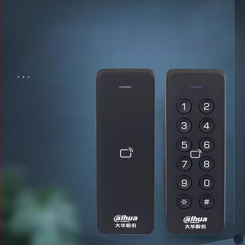 Pristupni čitač kartica s otiskom prsta i lozinkom – vodootporan IC čitač kartica, domet 0,5 m, vrijeme čitanja 0,001 s, kapacitet 30 000, frekvencija 13,65 MHz