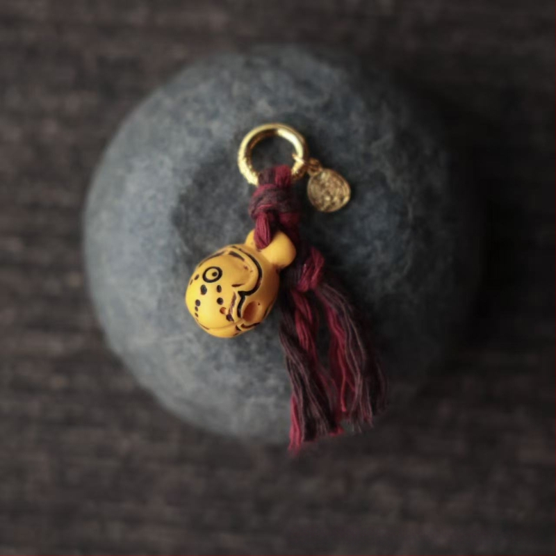 Pakabukai iš išbarstytų karoliukų, iš kamelių kaulo, rankų poliruoti, šiuolaikinis stilius, įvairovė raštų DIY papuošalams