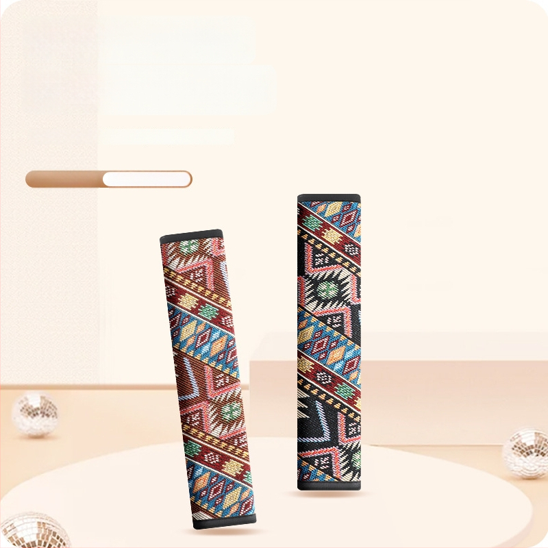 Automobiļa drošības josta pleca aizsargs — Etniskais stils, Karikatūru dizains, Poliesters, Gu qi zīmols