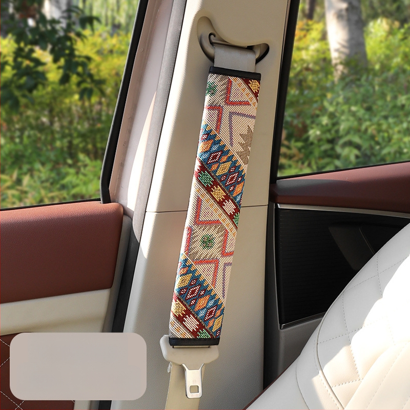 Automobiļa drošības josta pleca aizsargs — Etniskais stils, Karikatūru dizains, Poliesters, Gu qi zīmols