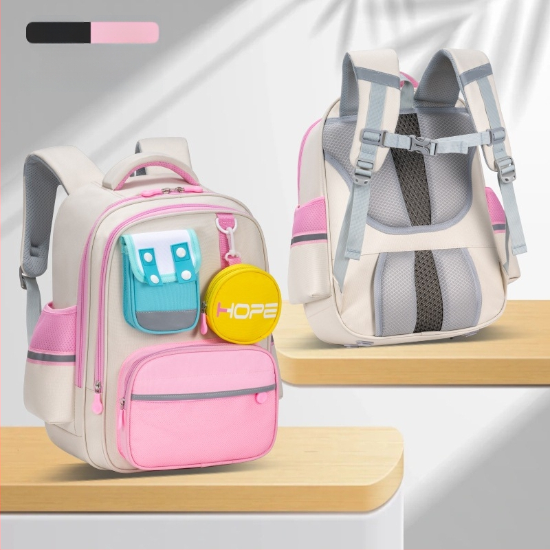 Unisex mokyklinė kuprinė 1–6 klasei, poliesterio medžiaga, didelė talpa su keliais skyrimis, pečių diržai su oro pagalve, jaunatviškas kampuso stilius