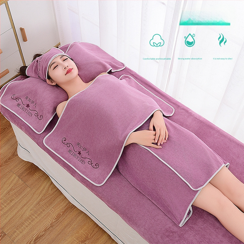 Grožio salono rankšluosčių komplektas su turbanu, krūtinės rankšluosčiu ir vonios rankšluosčiu; mikropluoštas 400 g; greitas džiūvimas; didelis sugeriamumas; logotipo spausdinimas galimas; 3 arba 5 dalių rinkinys