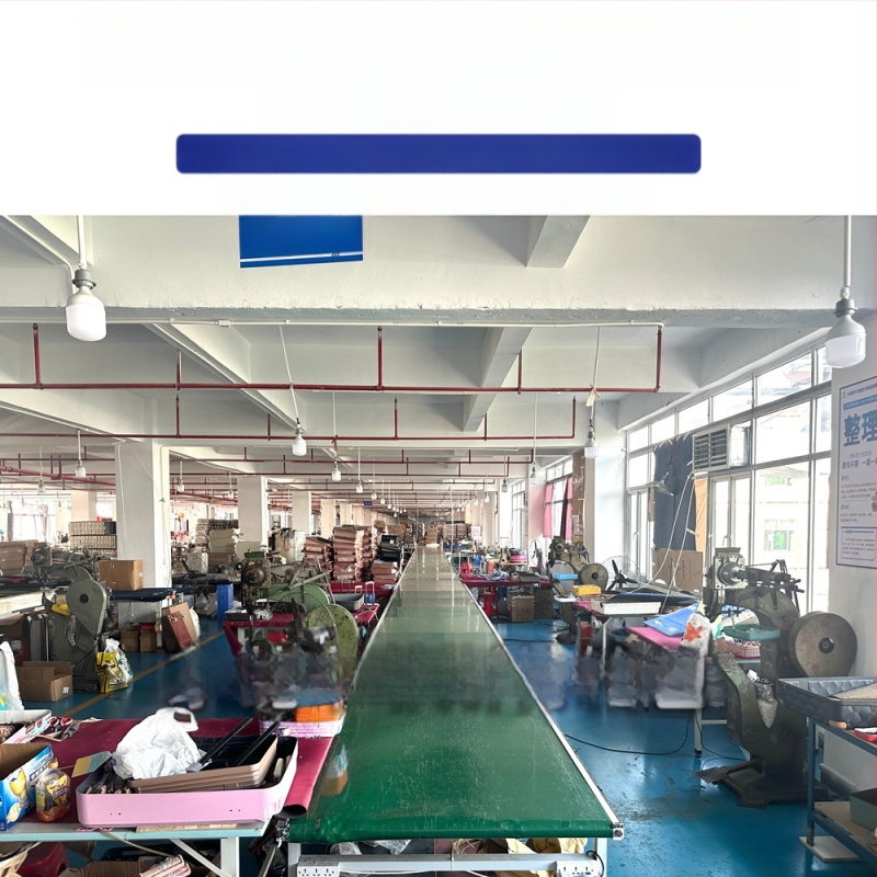 ABS kietojo korpuso bagažinės rinkinys su išimamiaisiais ratukais, penkių dalių, skrydžių sėdynės apačiai, teleskopinė rankena, užraktas, pritaikomas