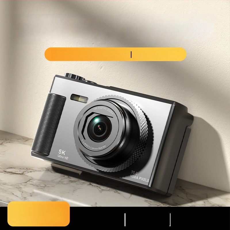 Be veidrodžio skaitmeninė kamera su pasukamu ekranu retro stiliuje, CCD jutiklis 1/3.2in, 24 MP, 16x optinis priartinimas