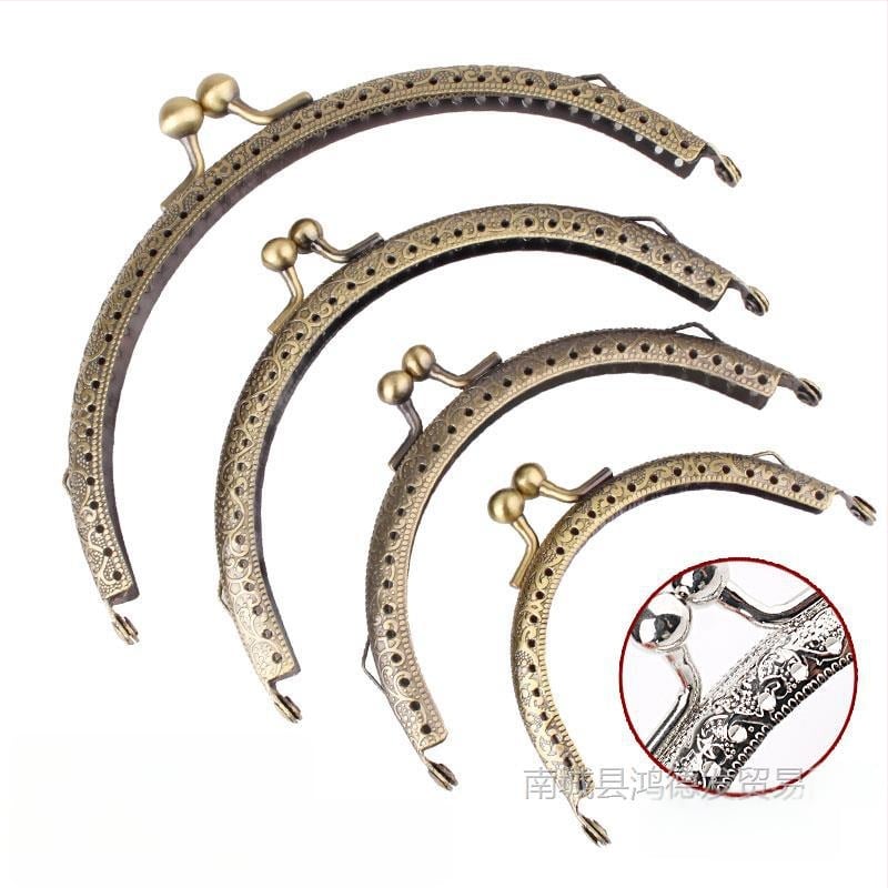 Metalinė pusmėnulio formos rankinės rėmas – DIY megztų rankinių priedai