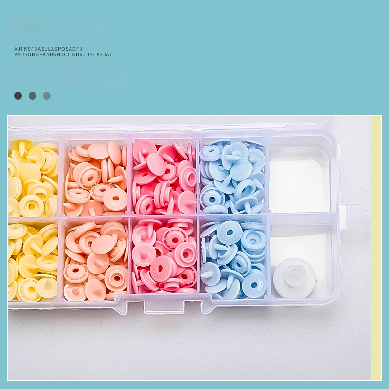 Смолени копчета със щракване за бебешки дрехи — структура: копче със щракване; материал: смола; приложение: ризи, раници и облекло; неутрална опаковка без марка