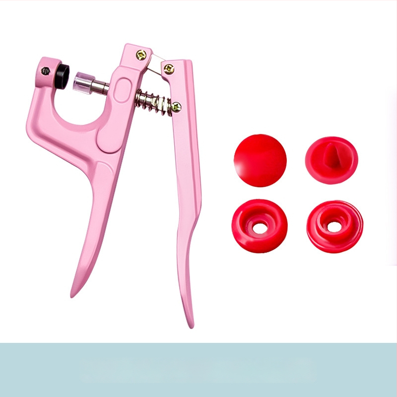 Смолени копчета със щракване за бебешки дрехи — структура: копче със щракване; материал: смола; приложение: ризи, раници и облекло; неутрална опаковка без марка