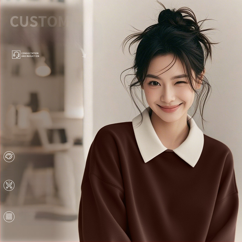 Costum de lucru pentru cosmeticieni de înaltă calitate — hanorac cu logo pentru saloanele de unghii și înfrumusețare, toamnă–iarnă, guler din blană, mâneci lungi. Material principal: spandex; conținut sub 30%; protecție anti-murdărire și dezinfectare.