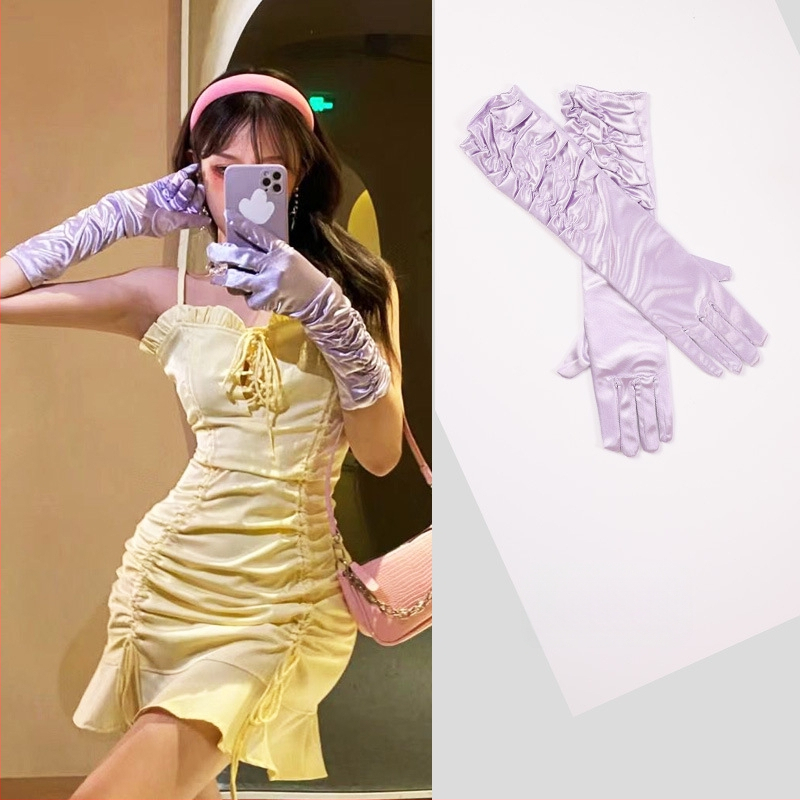 Satäänkindad – keskmise pikkusega pliisidega, universaalsed, dekoratiivsed naistele