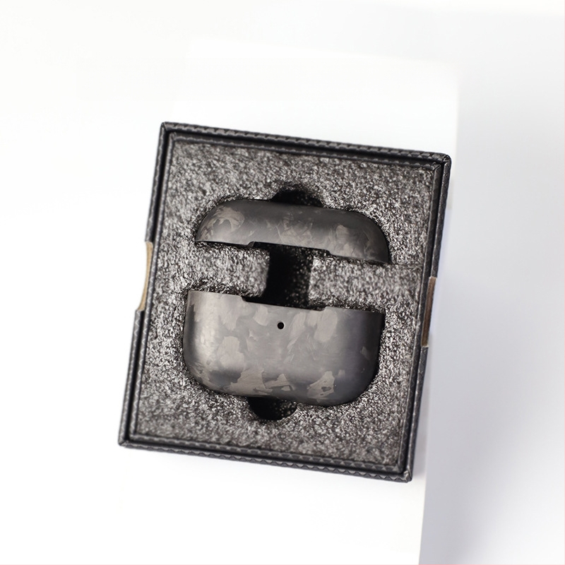 Aizsargkaste AirPods Pro 2. paaudzei un AirPods 3, ciets korpuss, oglekļa šķiedras kalums, rokdarbu pērles, pielāgošana pieejama
