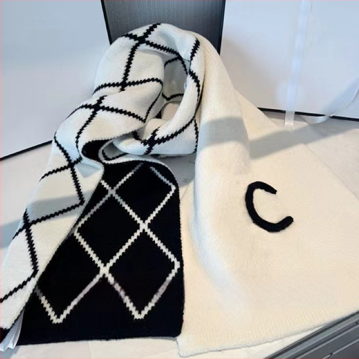 Kootud jacquard sall, kahekülgne, kunstlik kašmir ja puuvillane alus