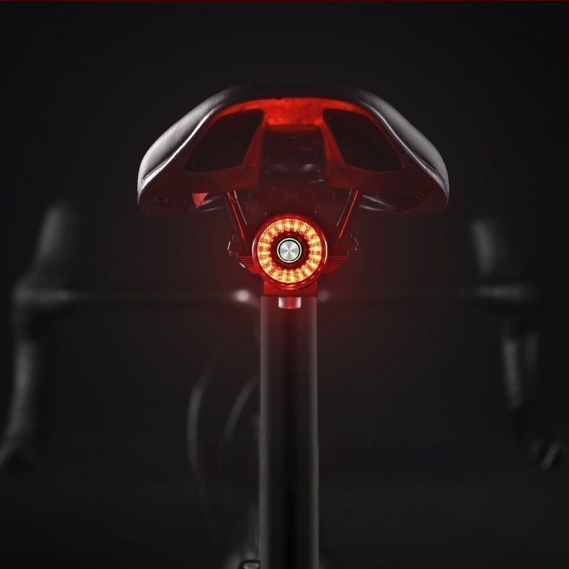 Lumaiwei SR1 velosipēda aizmugurējā luktura ar Type-C uzlādi un gudru bremžu sensoru kalnu velosipēdam