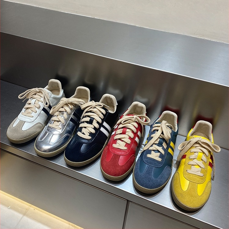 Desun moteriški sportiniai bateliai Korejos stiliumi, viršutinė oda, apvali nosis, žemas kulnas 1–3 cm, guma padas