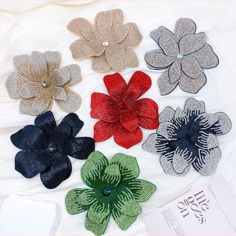 Gėlės formos corsage su rhinestones, diamantų įterpimas, unisex mados aksesuaras, Xincai, 2025 vasara