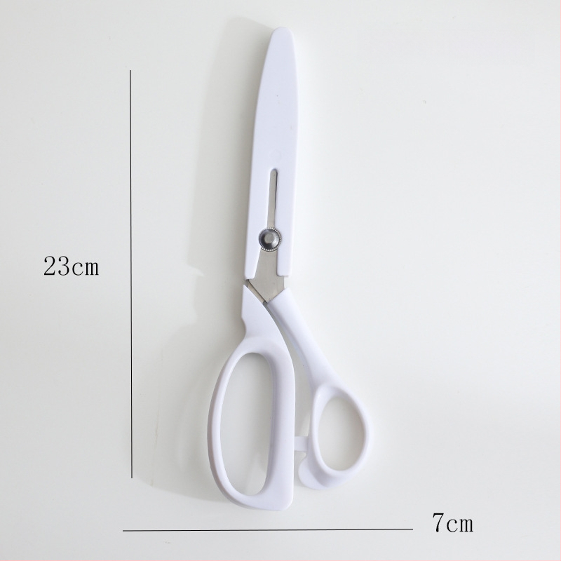 Gėlių žirklės – daugiafunkcinės žirklės gėlių įvyniojimui ir juostelių kirpimui; Prekės ženklas Tarn; Medžiaga: Kita; Nukrypimas: 1–2; Peržiūrėkite SKU