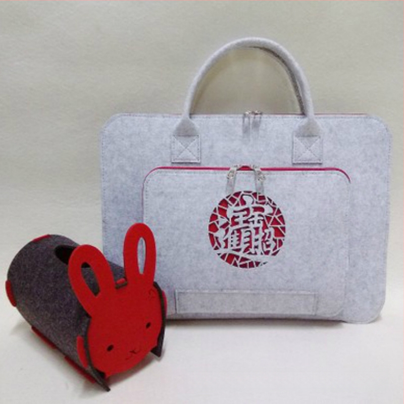 Фетрова чанта за лаптоп с цип, полиестерна подплата, модел по избор, устойчивост на износване и земетресение