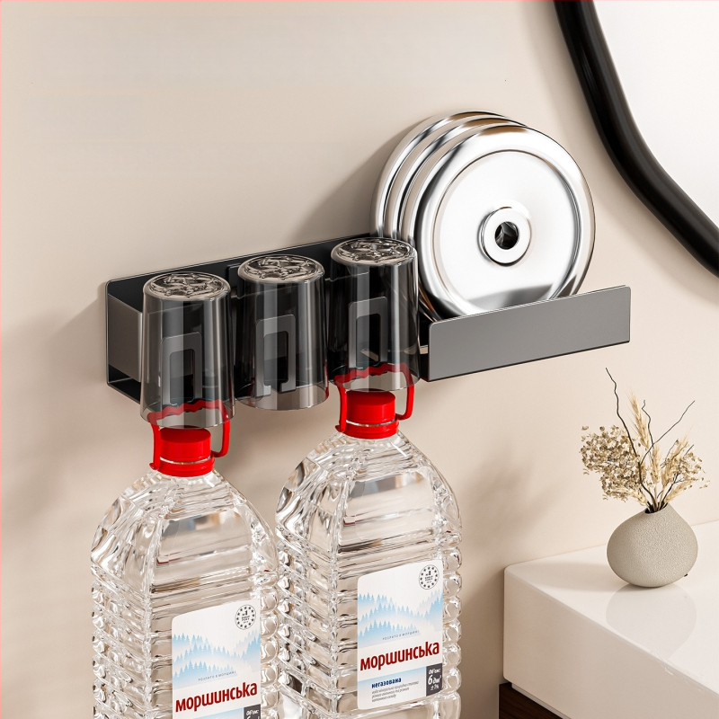 Raft de baie pentru depozitare cu suport pentru pahare de gură, suport pentru periuțe de dinți și suport pentru uscător de păr; din oțel cu conținut de carbon, finisaj vopsire la cuptor, încărcare 10–15 kg, stil modern minimalist