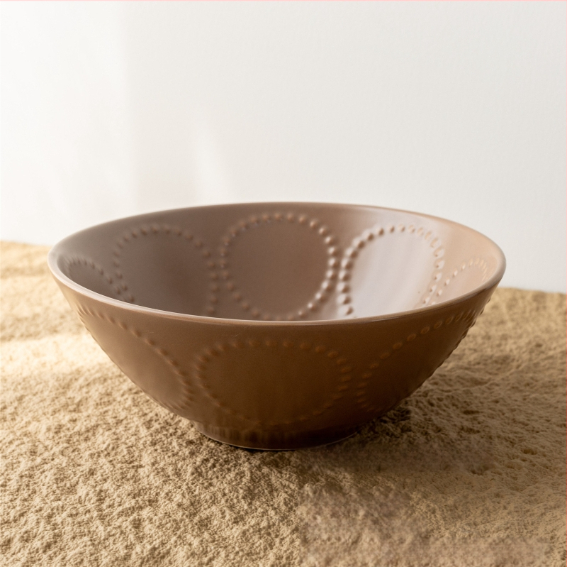 Kerámia tál domborított gyöngy-karika mintával, retro stílus, kerek alak, mikróban használható.