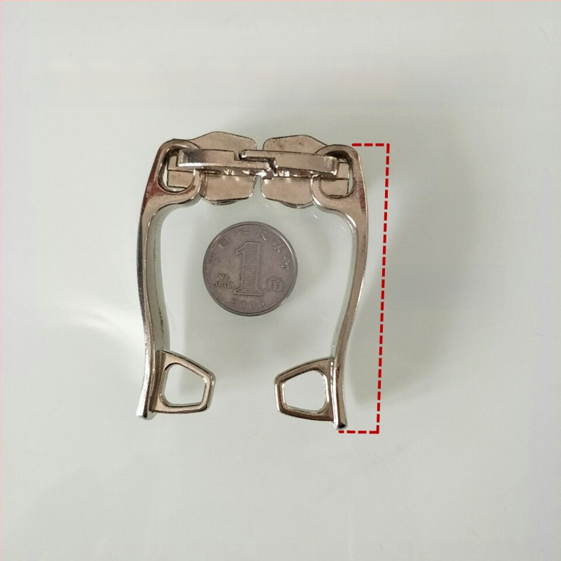 Užsegimo galvutė su išlenktu ašmeniu ir skylėmis – krepšių priedai, prekės kodas: Tfglo%%j # Lznj # Yj # Lznlznfg, 2024 m. pavasaris