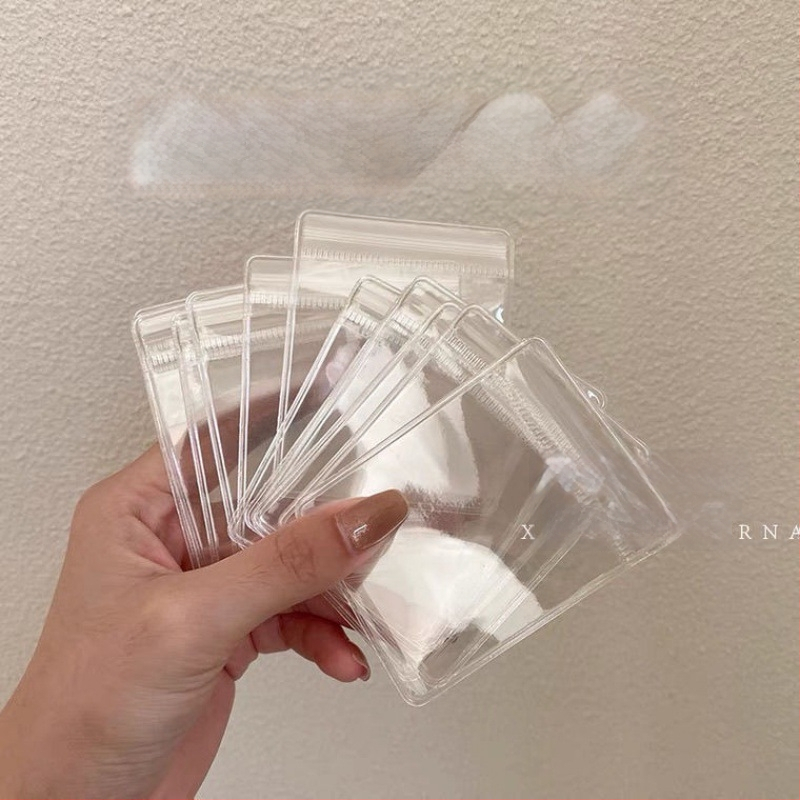 Ékszer kiállító állvány átlátszó PVC tasakkal, por- és oxidáció elleni védelemmel, 6 rétegű, utazási szervező