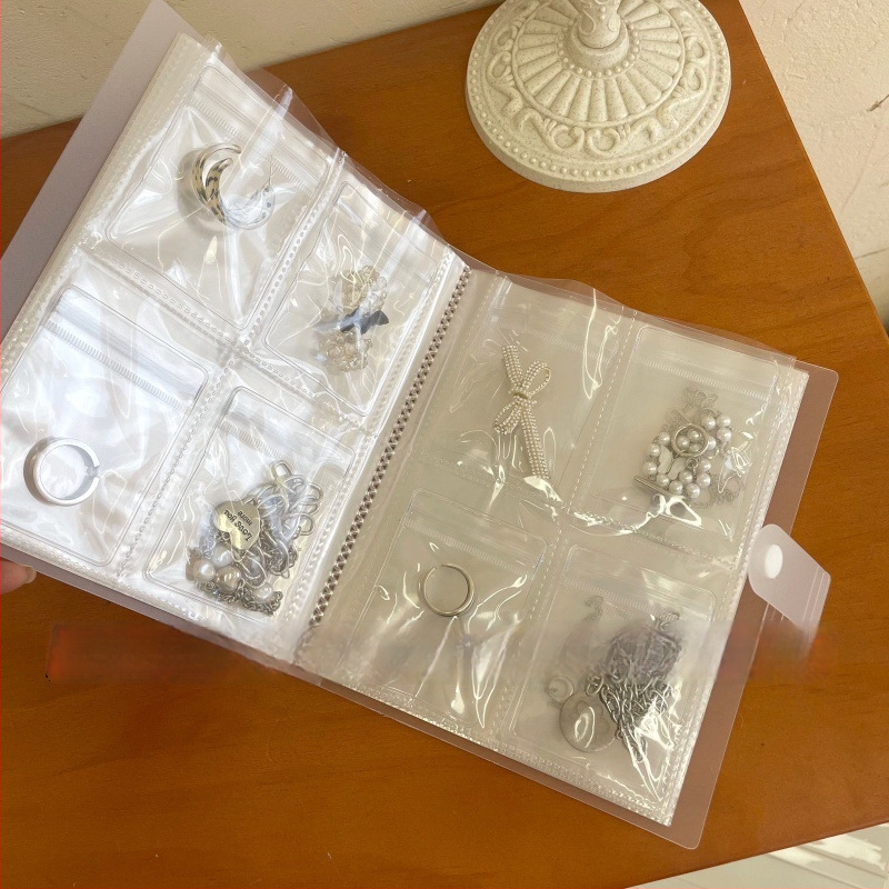 Ékszer kiállító állvány átlátszó PVC tasakkal, por- és oxidáció elleni védelemmel, 6 rétegű, utazási szervező