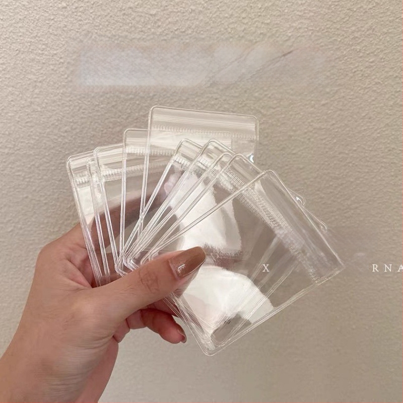 Ékszer kiállító állvány átlátszó PVC tasakkal, por- és oxidáció elleni védelemmel, 6 rétegű, utazási szervező