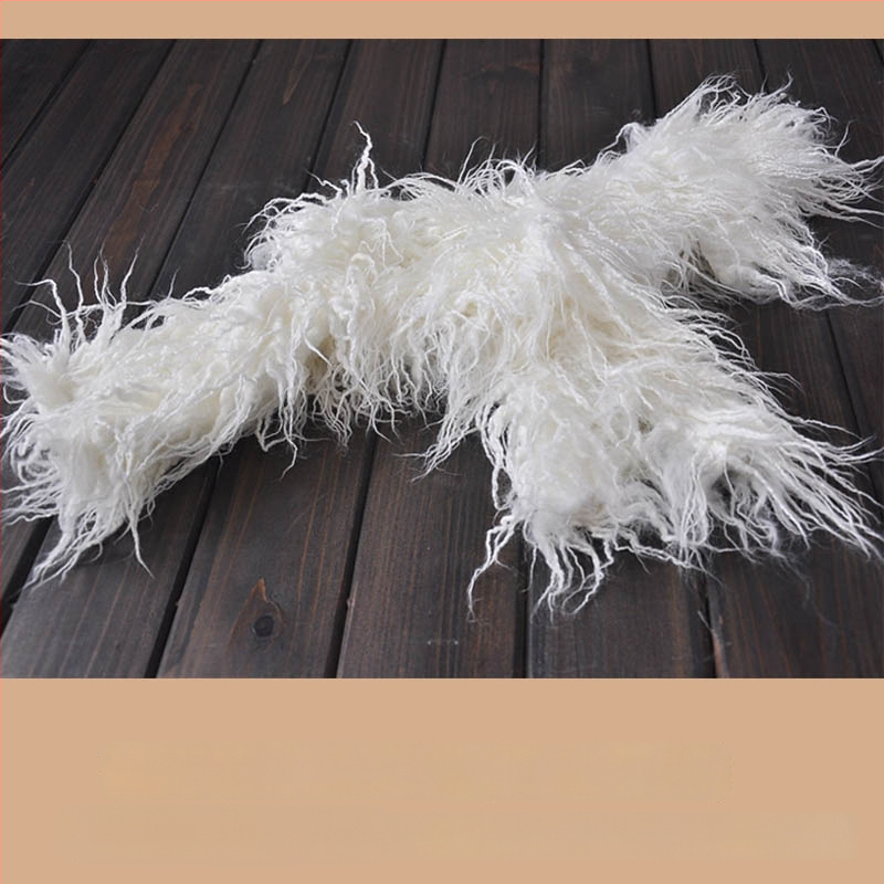 Model de câine pentru instruire cu schelet standard și blană completă; materiale: lână sintetică și plastic